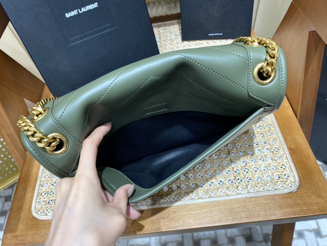 Saint laurent Ysl 𝑵𝒊𝒌𝒊 𝑳𝒂𝒎𝒃 28CM 小羊皮邮差包 498894/橄榄绿