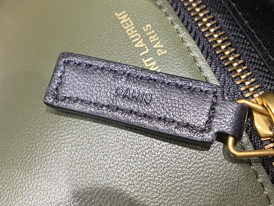 Saint laurent Ysl 𝑵𝒊𝒌𝒊 𝑳𝒂𝒎𝒃 28CM 小羊皮邮差包 498894/橄榄绿
