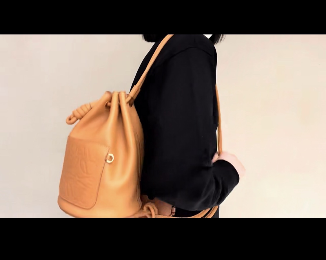 LOEWE罗意威 Sailor 抽绳水桶包 0678棕色