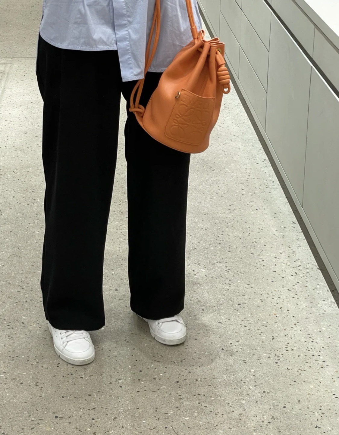 LOEWE罗意威 Sailor 抽绳水桶包 0678橘色