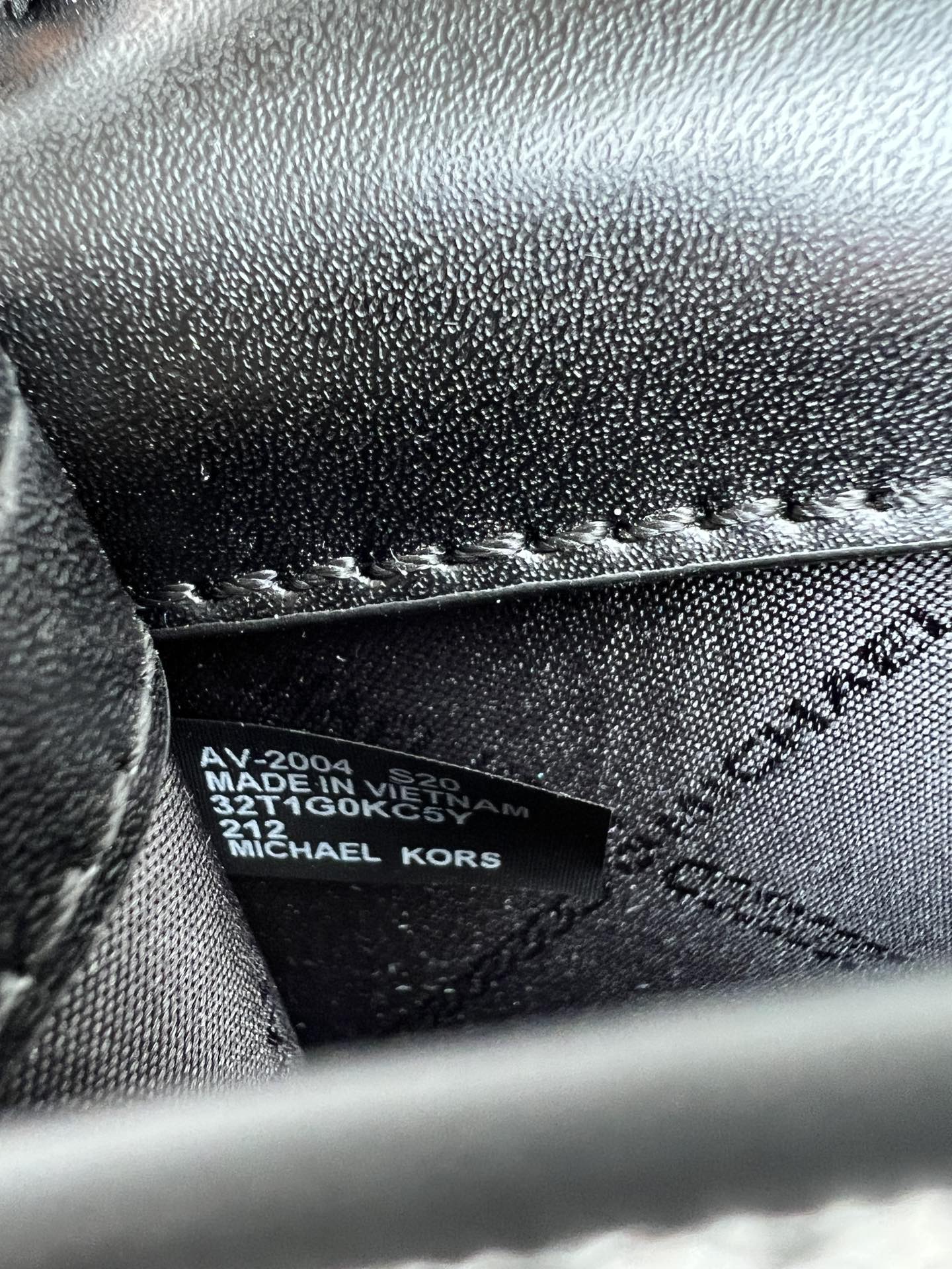 Michael Kors Mk Charm 小号链条手机包