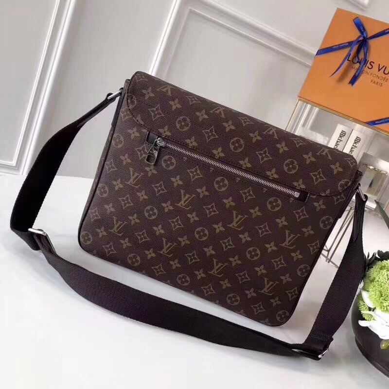 Louis Vuitton Luxury Handbag Collection 6