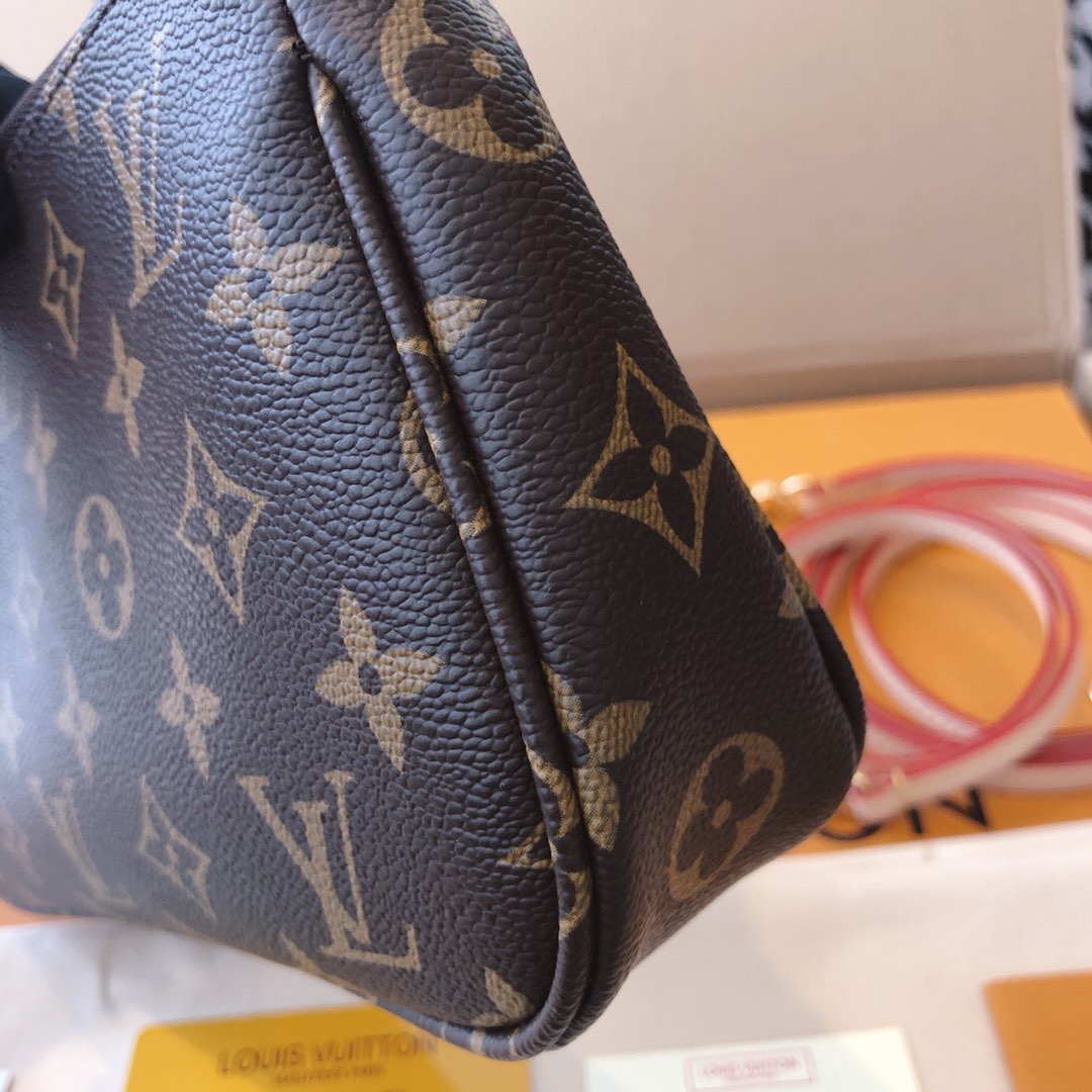 Louis Vuitton Luxury Handbag Collection 7