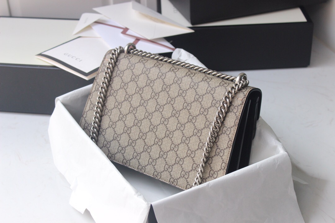 Gucci Bag Collection crafted with premium materials and signature design 2