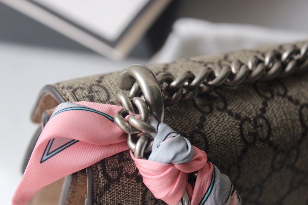 Gucci Bag Collection crafted with premium materials and signature design 6
