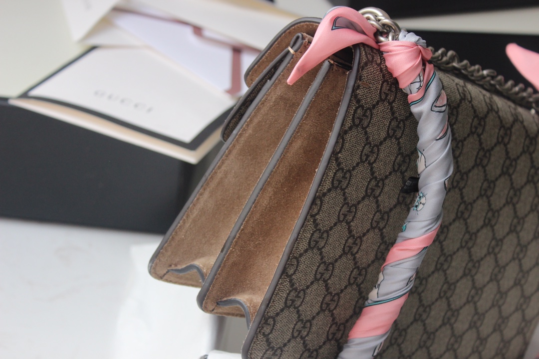 Gucci Bag Collection crafted with premium materials and signature design 5