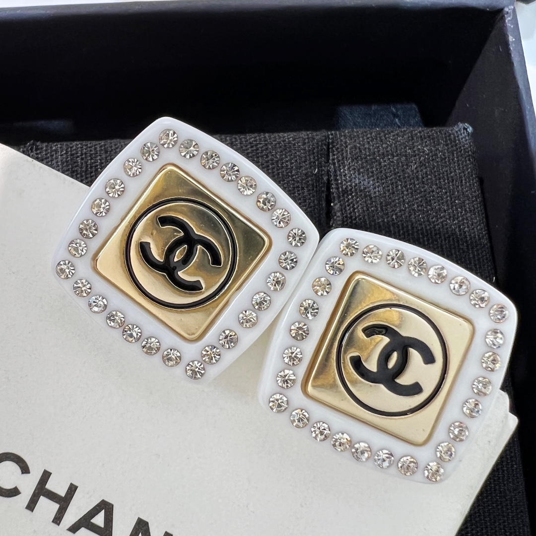 新款☑️CHANEL香奈儿双c 方形耳钉耳环