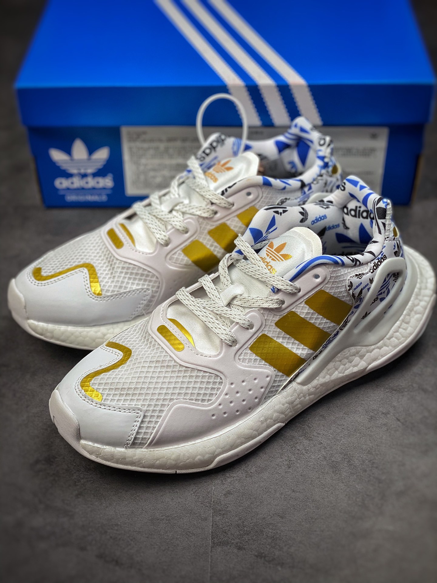 Adidas Day Jogger Nightcrawler II Get Edition Official Website Simultaneously Launches New Launch Sneakers FX6166