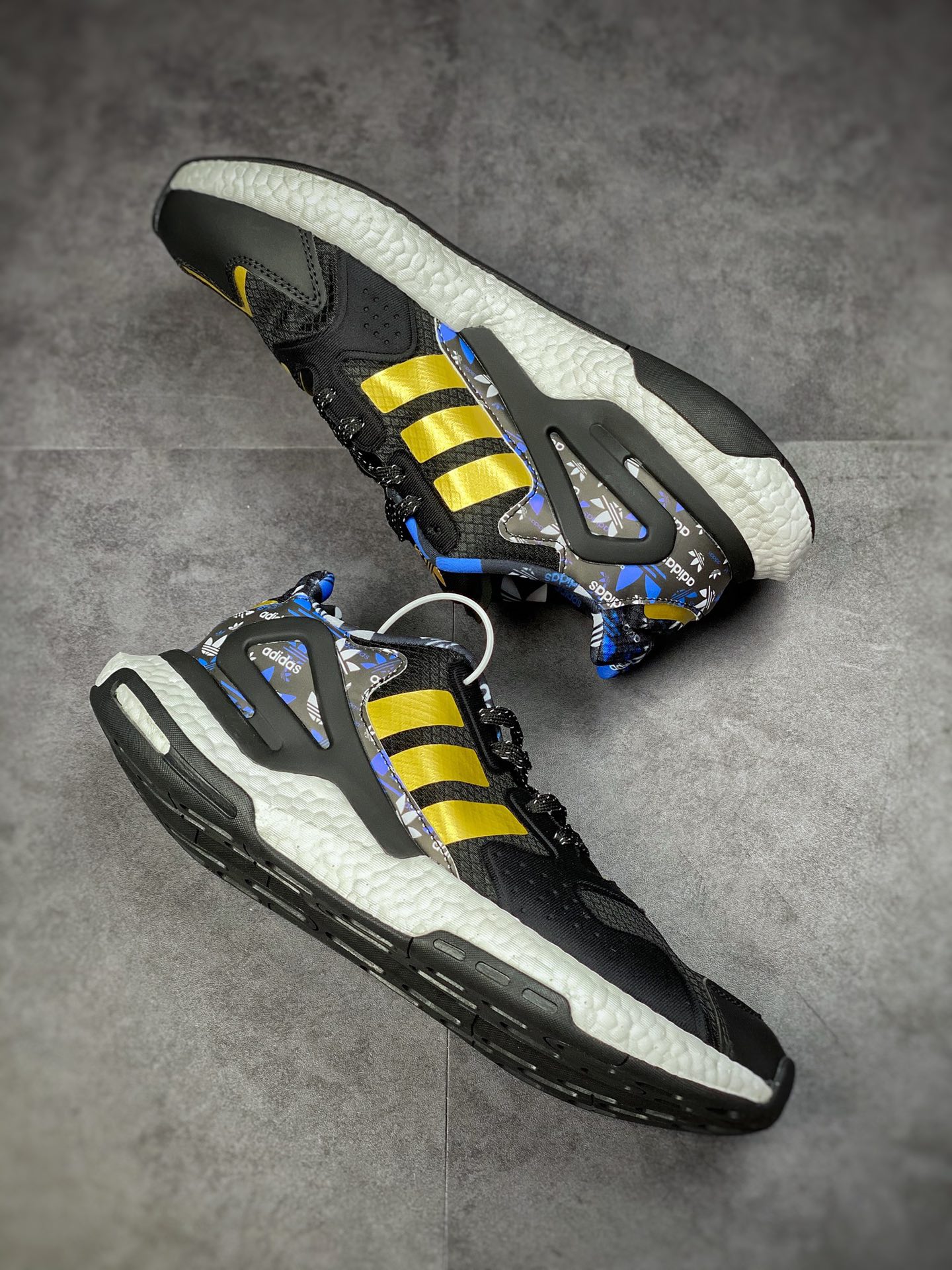 Adidas Day Jogger Nightcrawler II Get Version Official Website Simultaneously Lists FX6167