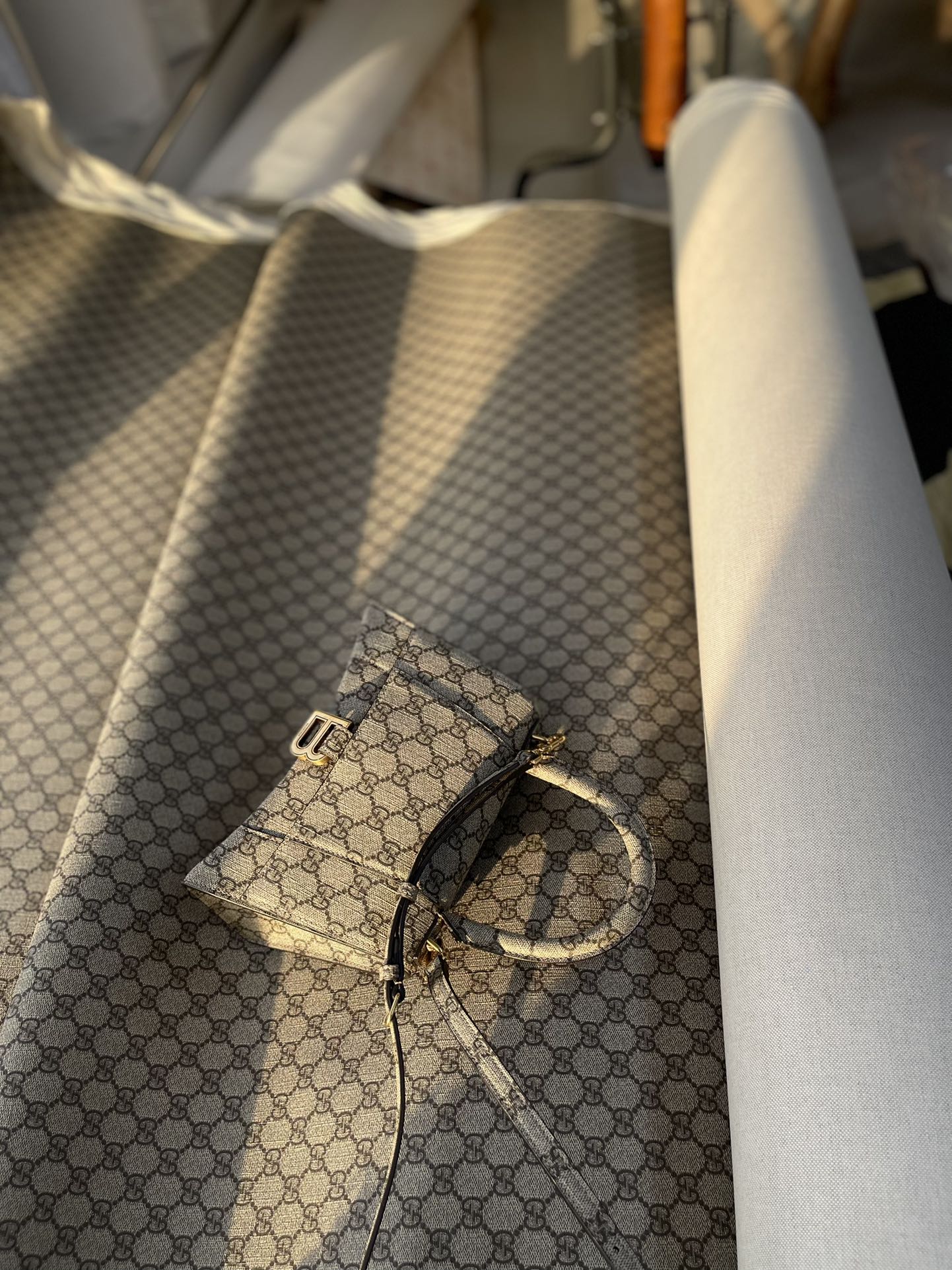 Italian-sourced GG monogram fabric produced by Limonta, complete with em - Comprehensive 4