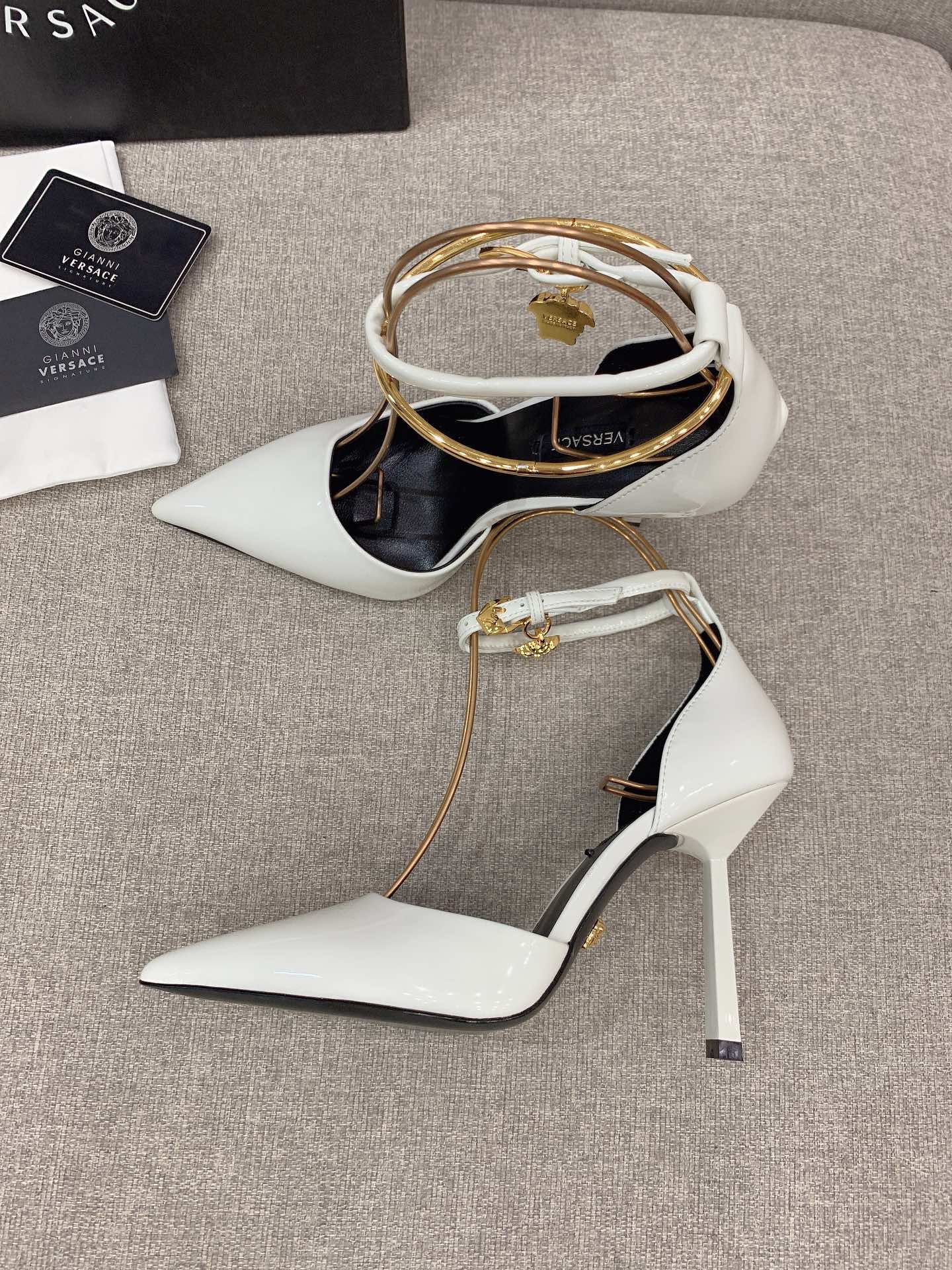 Versace’s New High Heels: Italian Skin, 10 cm High, Sizes 35-39 - 图片 4