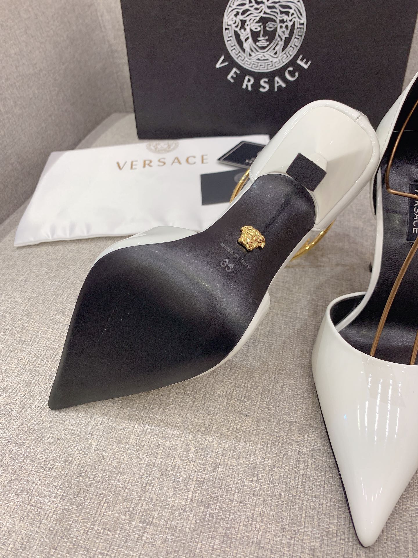 Versace’s New High Heels: Italian Skin, 10 cm High, Sizes 35-39 - 图片 9