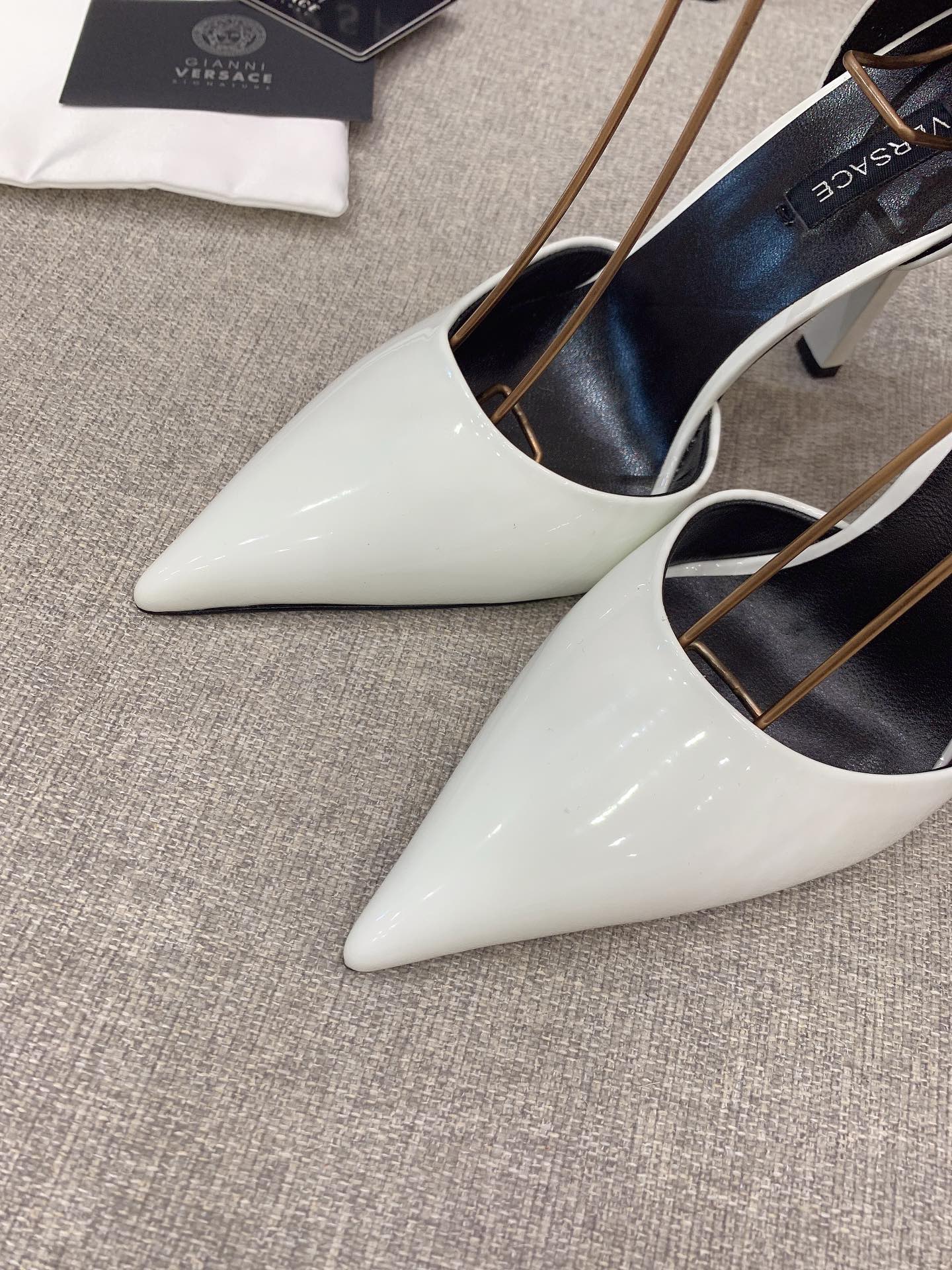 Versace’s New High Heels: Italian Skin, 10 cm High, Sizes 35-39 - 图片 5