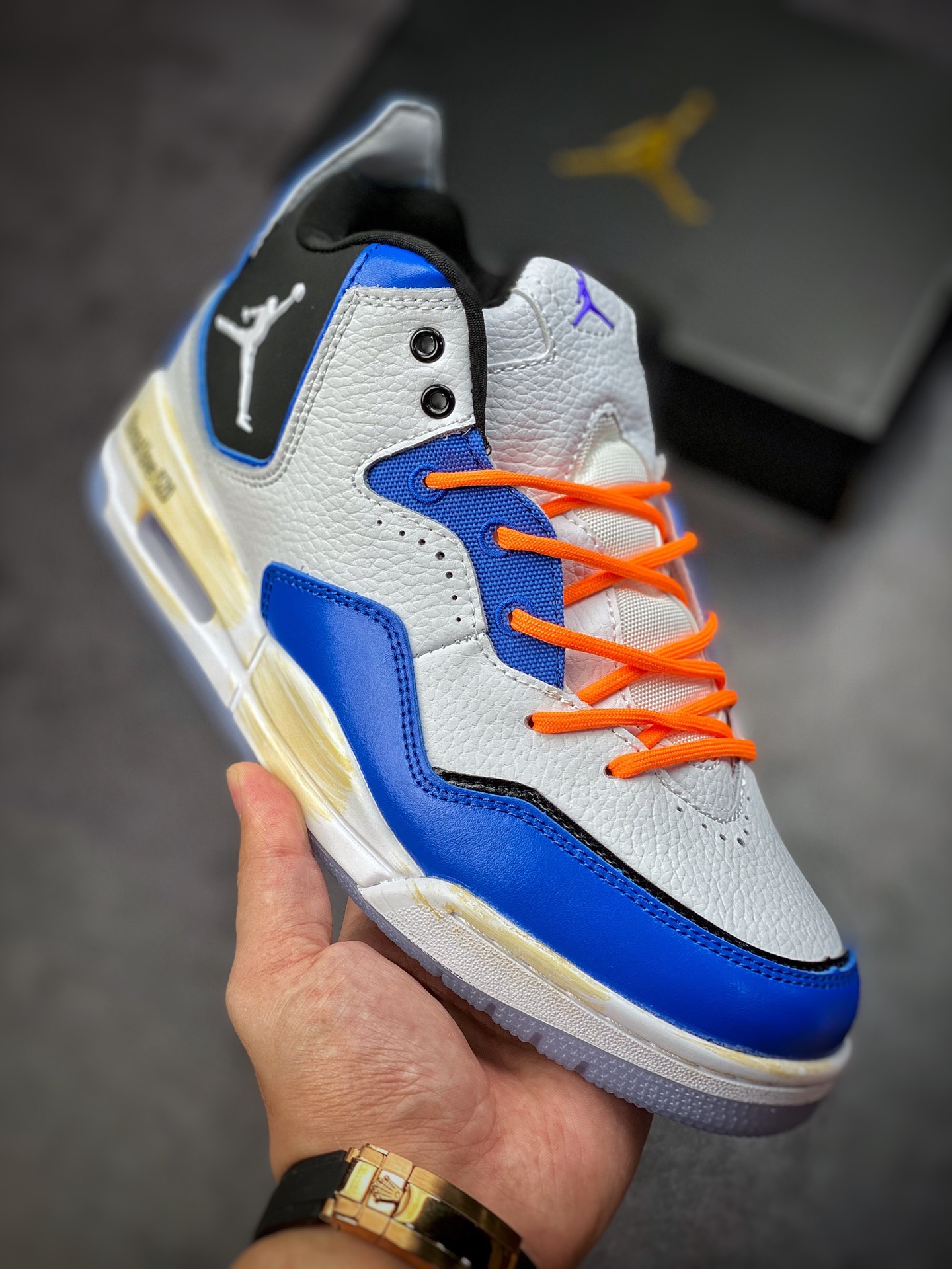 200 Air Jordan Courtside 23  乔丹23代 白蓝橙 乔丹篮球鞋系列  AR1000-104