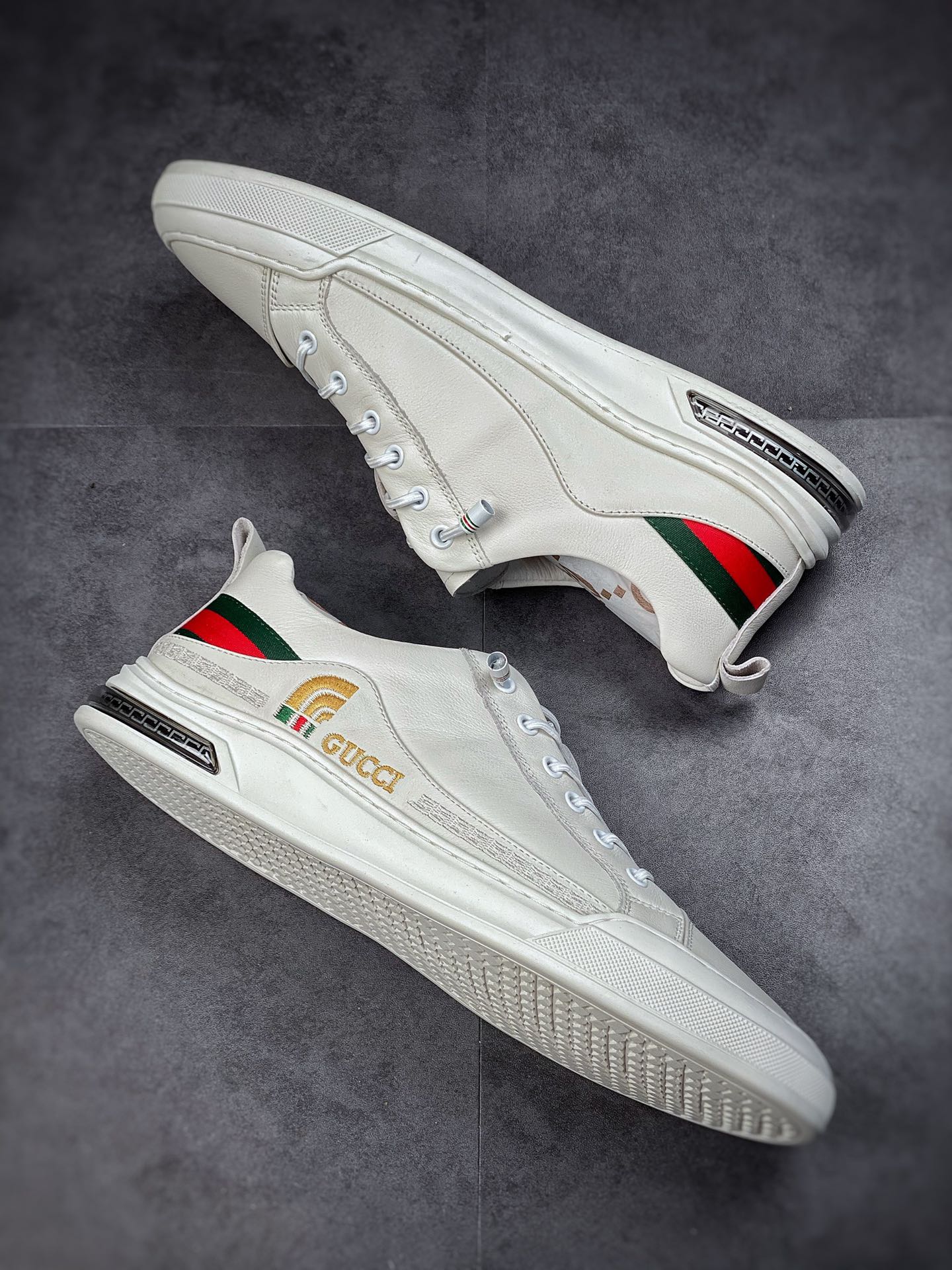 New arrivals#Overseas version of high-luxury Gucci Gucci small white shoes series