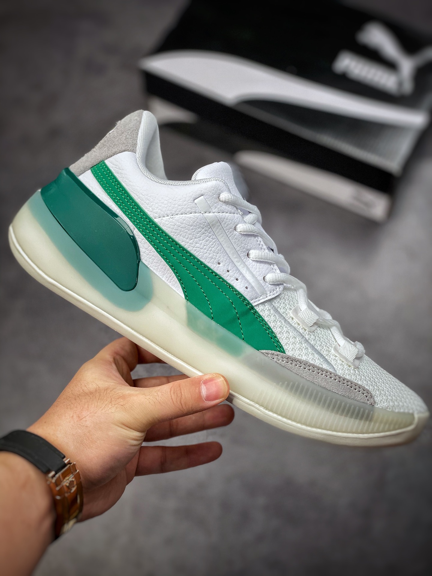 Puma Clyde Hardwood series white and green Puma new retro low-top basketball shoes series 193663-02