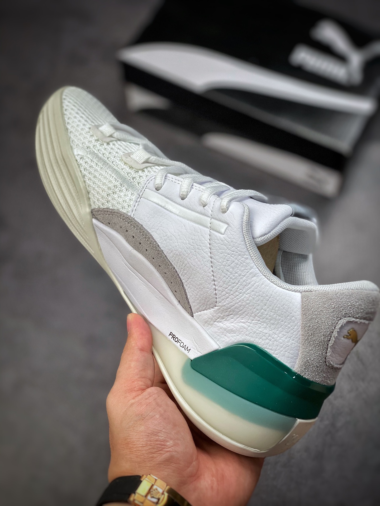 Puma Clyde Hardwood series white and green Puma new retro low-top basketball shoes series 193663-02