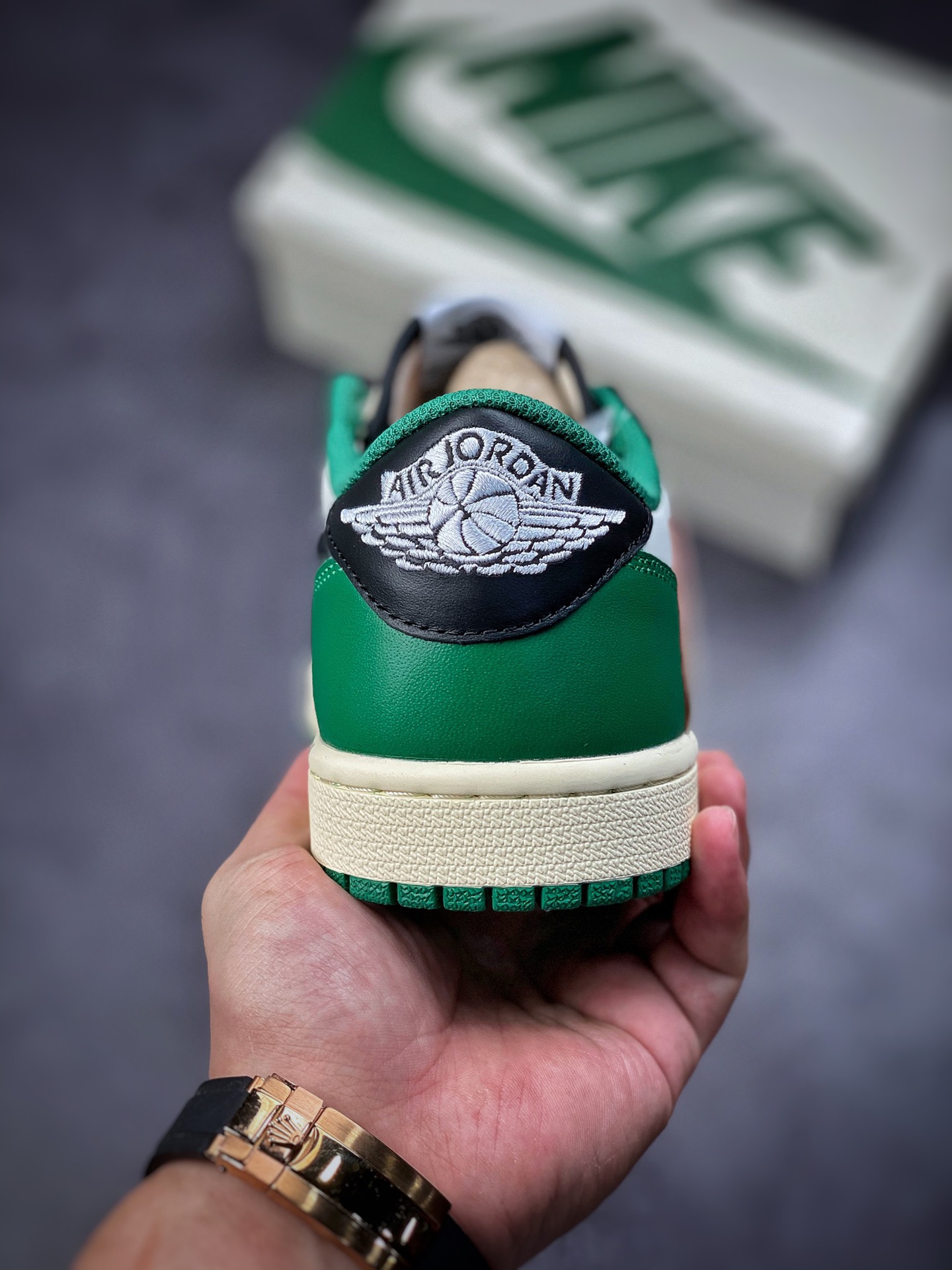 240 Air Jordan 1 Low 黑绿倒钩 官方同步新色 DM7866-128