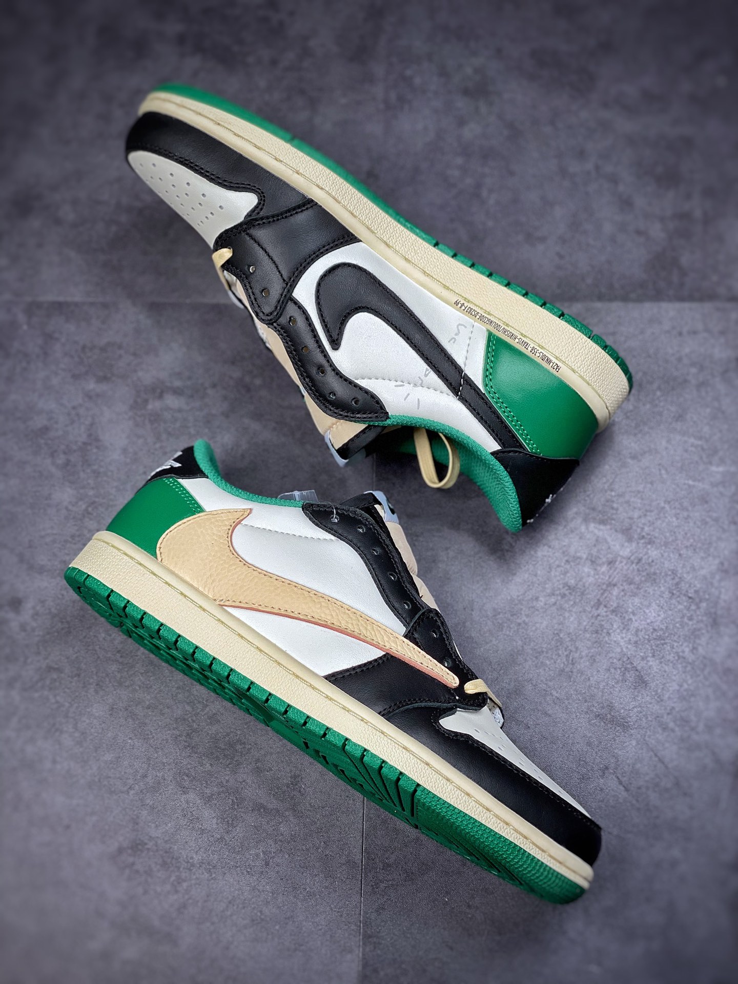 240 Air Jordan 1 Low 黑绿倒钩 官方同步新色 DM7866-128