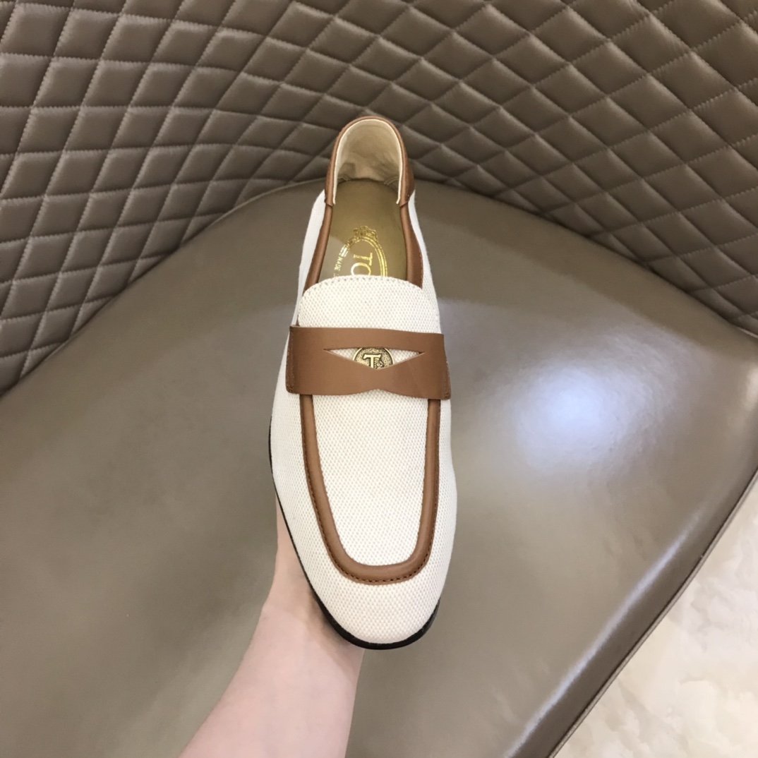 TOD'S   2022ss小牛皮制成男士休闲乐福鞋