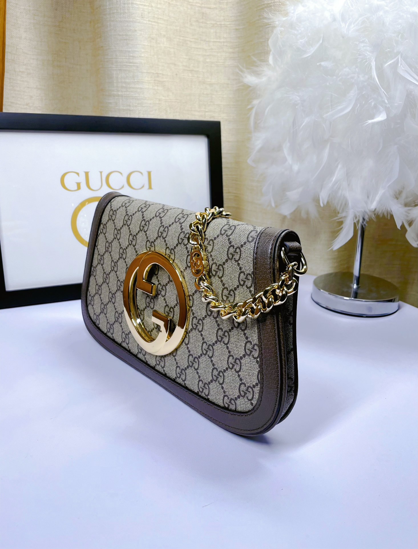 Gucci Blondie 腋下包 - 互扣老花デザインと多機能ショルダーストラップ