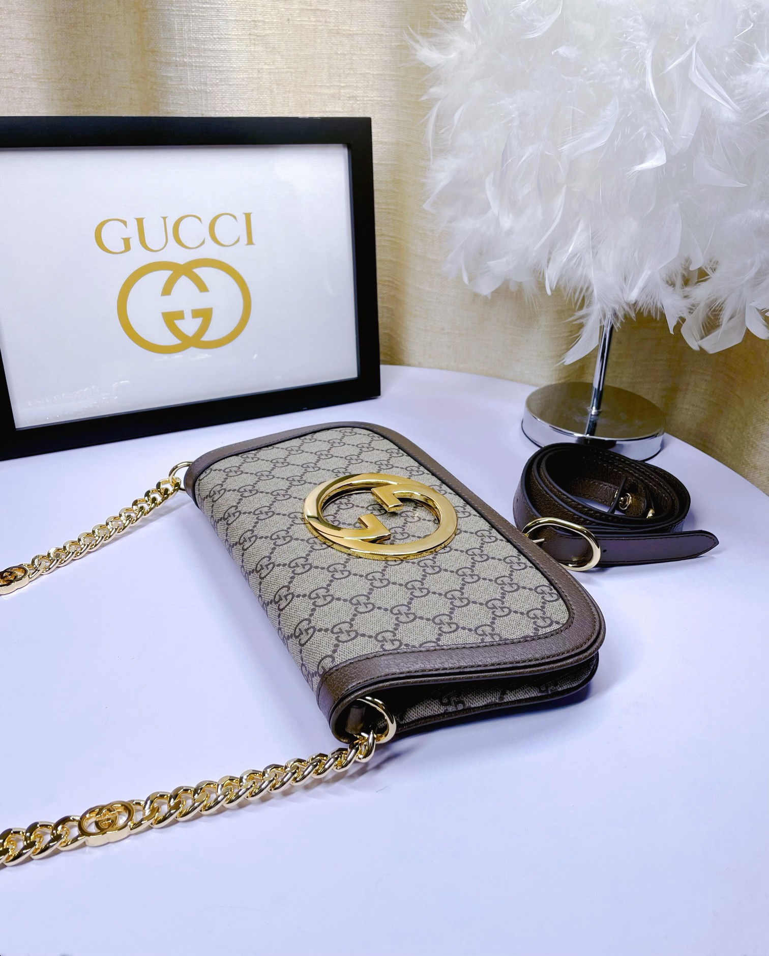 Gucci Blondie 腋下包 - 互扣老花デザインと多機能ショルダーストラップ