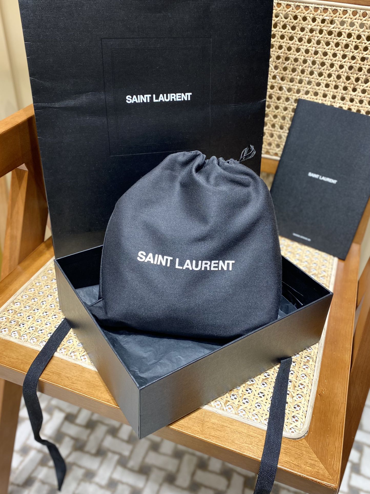 YSL 𝐊𝐚𝐢𝐚 𝐌𝐢𝐧𝐢 15CM 平纹马鞍包 623079黑色/金扣