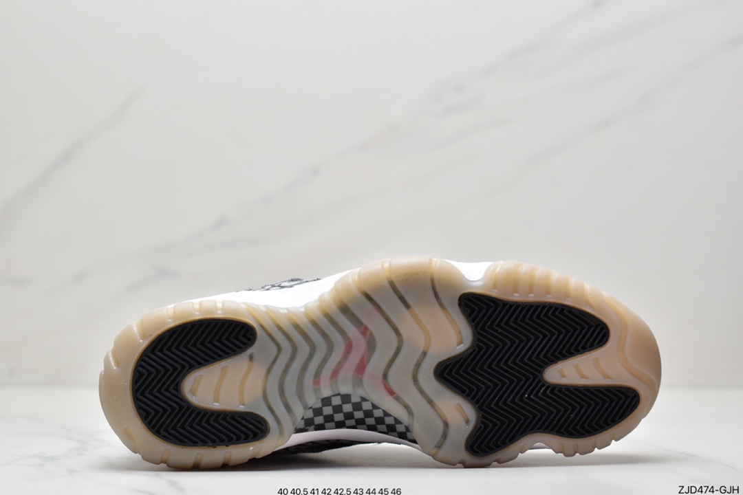 240 耐克NIKE AIR JORDAN 11 RETRLOWIE 漆皮镂空低帮透气运动鞋919712