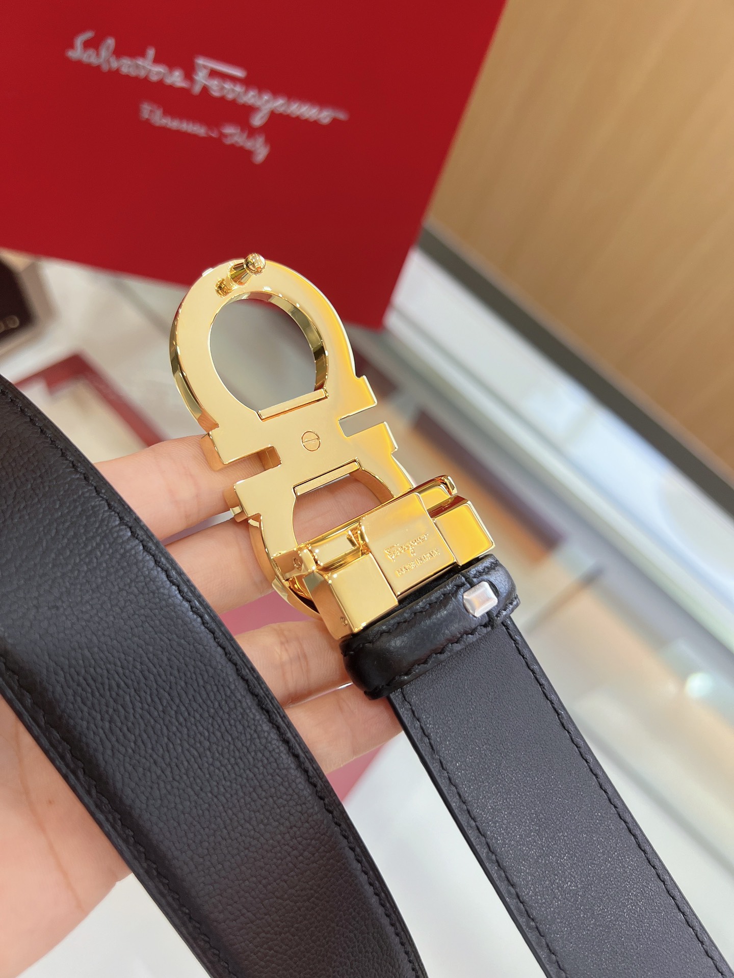 Salvatore  Ferragamo菲拉格慕精致专柜版型双圈马蹄金属扣男士3.5cm腰带