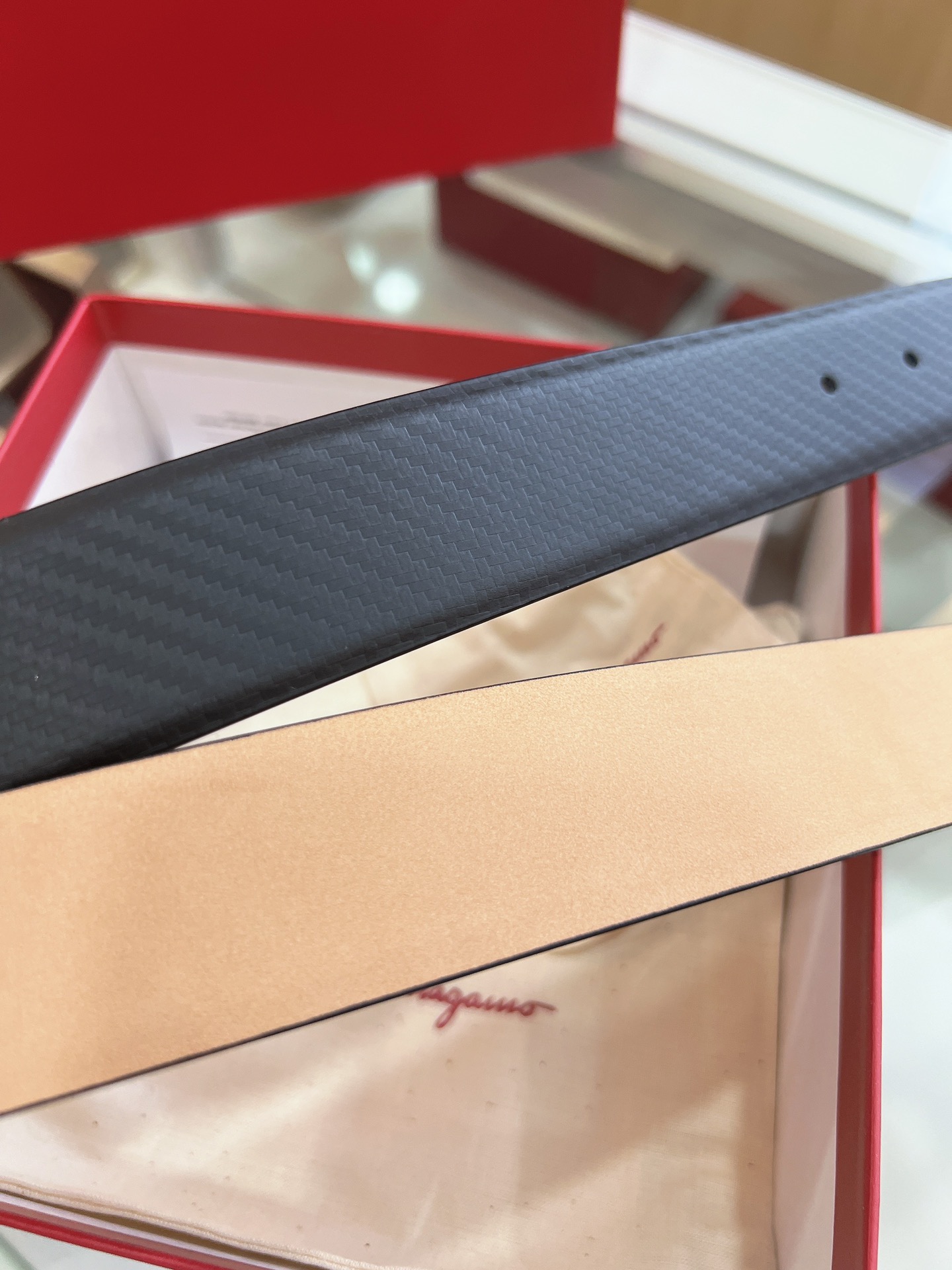 Salvatore  Ferragamo菲拉格慕精致专柜版型双圈马蹄金属扣男士3.5cm腰带