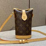 Louis Vuitton LV Fold Me Clutches & Pouch Bags M8087414