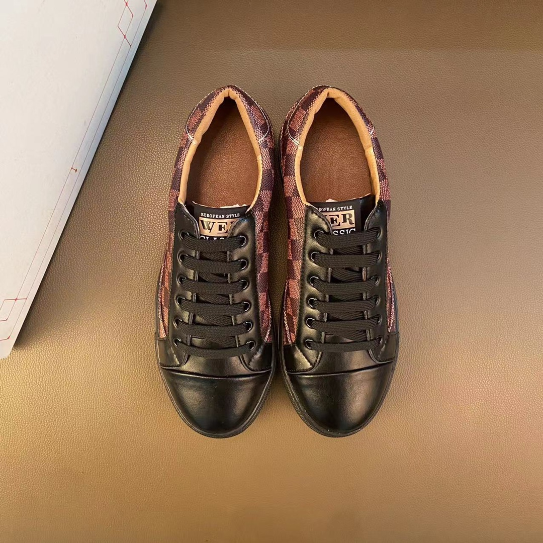 I5  高品质😍 欧美大师设计简洁高档大气，专柜品质值得信赖，面料进口顶级牛皮 。😍 羊皮内里🐑 做工精细，专柜原版大底，上脚舒适百搭，潮男乐福专属定制，小 麦昆 Alexander McQueen  适合司机户外行车🚗 休闲鞋系列之首 男鞋