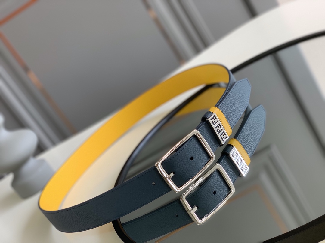 Fendi 五金做工精细 线条流畅 表面光滑 𝐙𝐏电镀工艺 香港通关【𝐇𝐀𝐀𝐒】 进口皮料