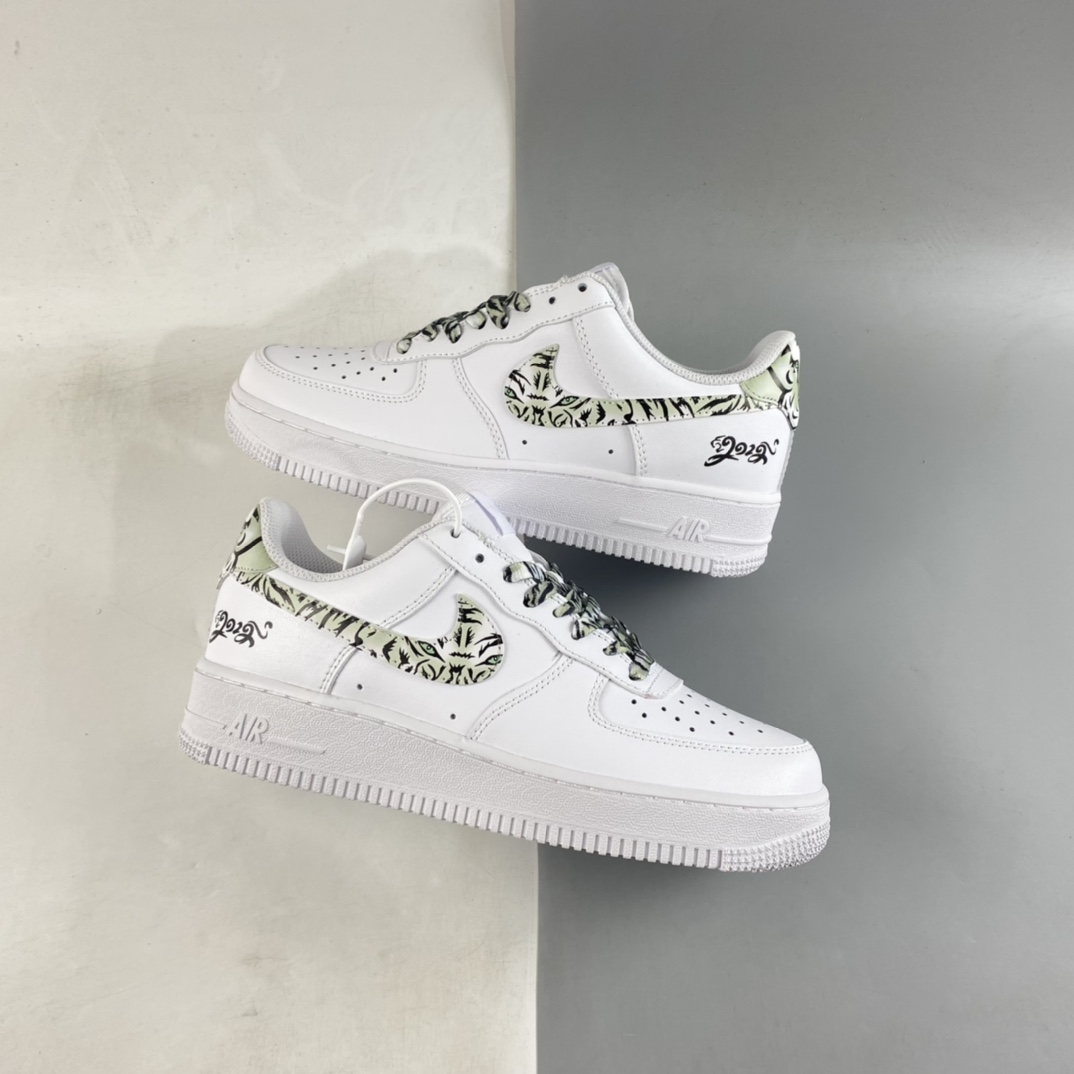 P200  Nike Air Force 1’07 Low 空军一号低帮休闲板鞋 CZ0270-111