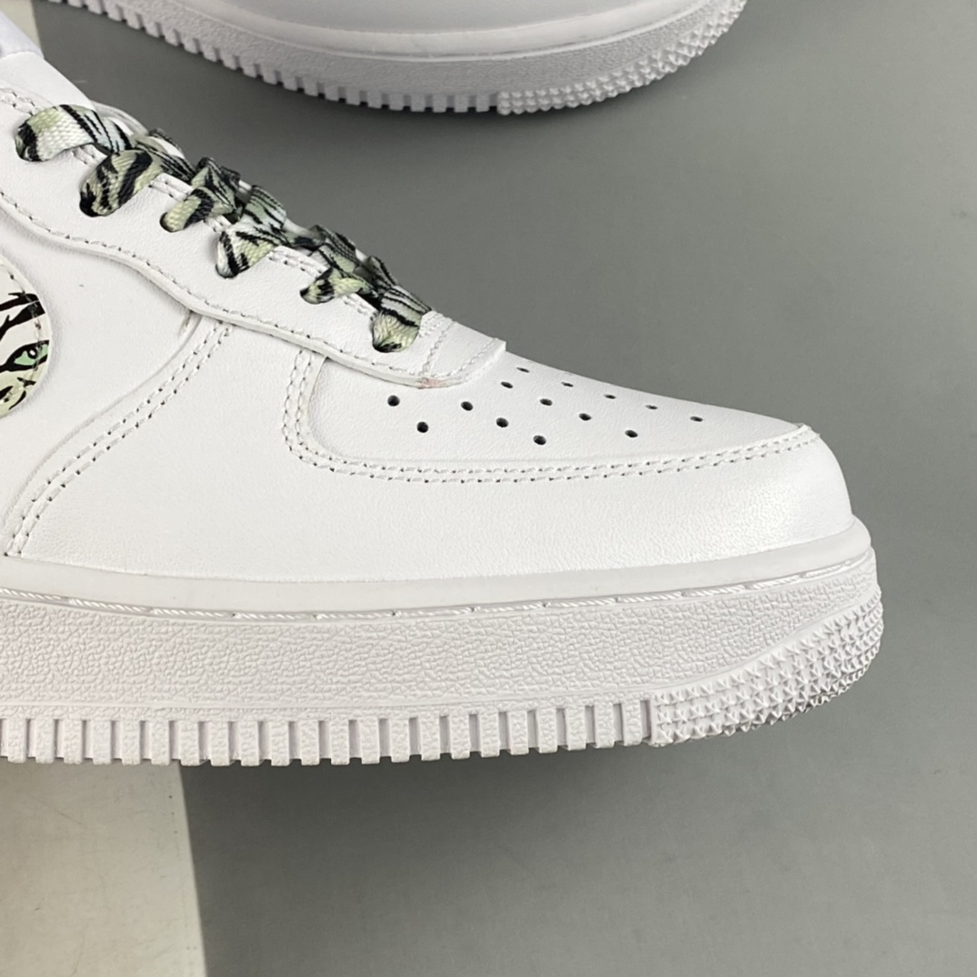 P200  Nike Air Force 1’07 Low 空军一号低帮休闲板鞋 CZ0270-111