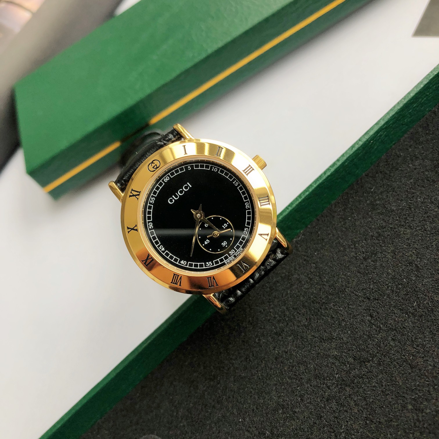 Часы Gucci