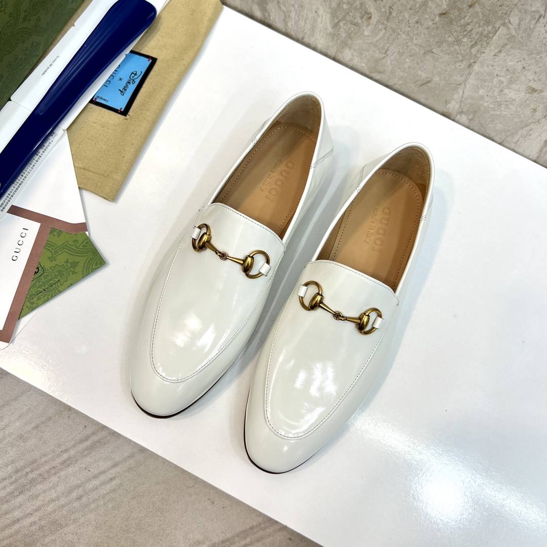 NO:272183,Original genuine leather outsole Brand GUCCI (Gucci) Standard code men's code 38/44 (45/46 can be customized) Grade official website The same original single quality Material original cowhide Water-dyed cowhide inner Original genuine leather outsole Style category Men's fashionable casual leather shoes Prestige big brand luxury elements Top luxury Color real picture, gucci, cowhide, Leather soles19860909原版真皮大底 品牌GUCCI（古奇） 标准码男码38/44（45/46可以定做） 等级官网同款 原单品质 材料原版牛皮 水染牛皮内里 原版真皮大底 款式类别男士时尚休闲皮鞋 尊贵的大牌奢侈品元素顶级奢华 颜色实物图,,gucci,cowhide,Leather soles,Men's shoes