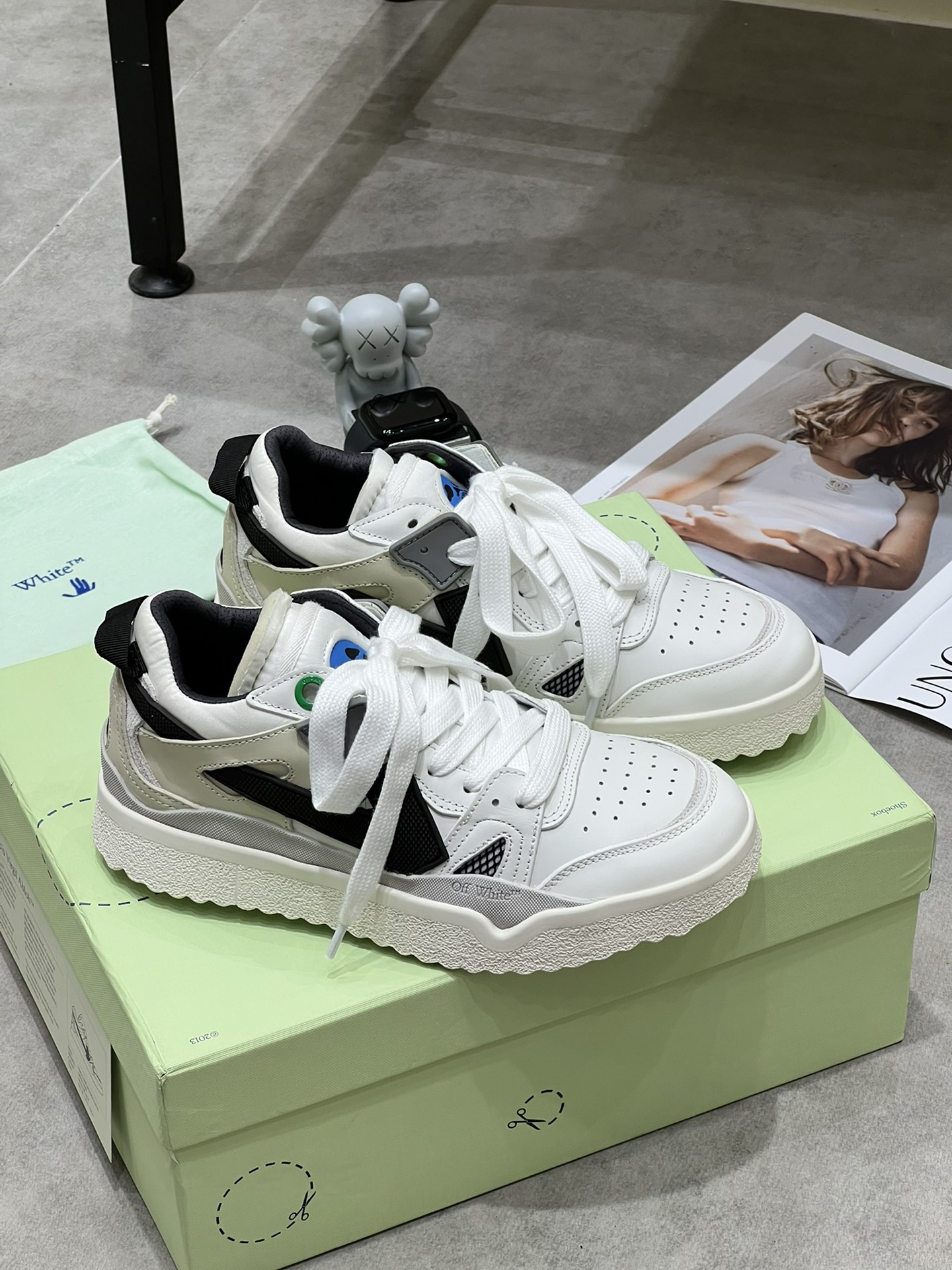 P320🌈 off -white… 2022ss… Se lanza el último modelo de pareja de primavera. La versión de mayor calidad del …