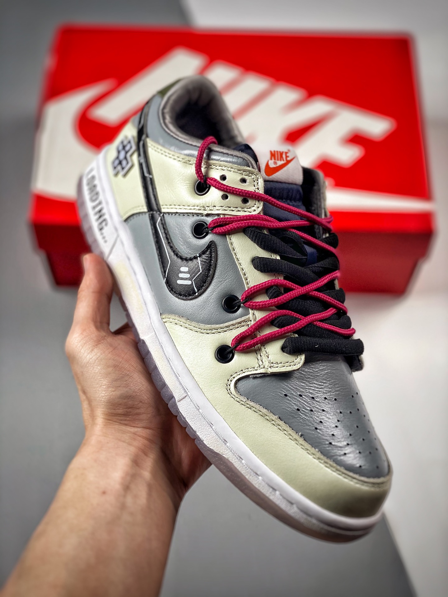 -5 Nk Dunk SB Low PS de videojuegos. Producción original de gran fábrica, fotos reales de estreno. Material de primera …