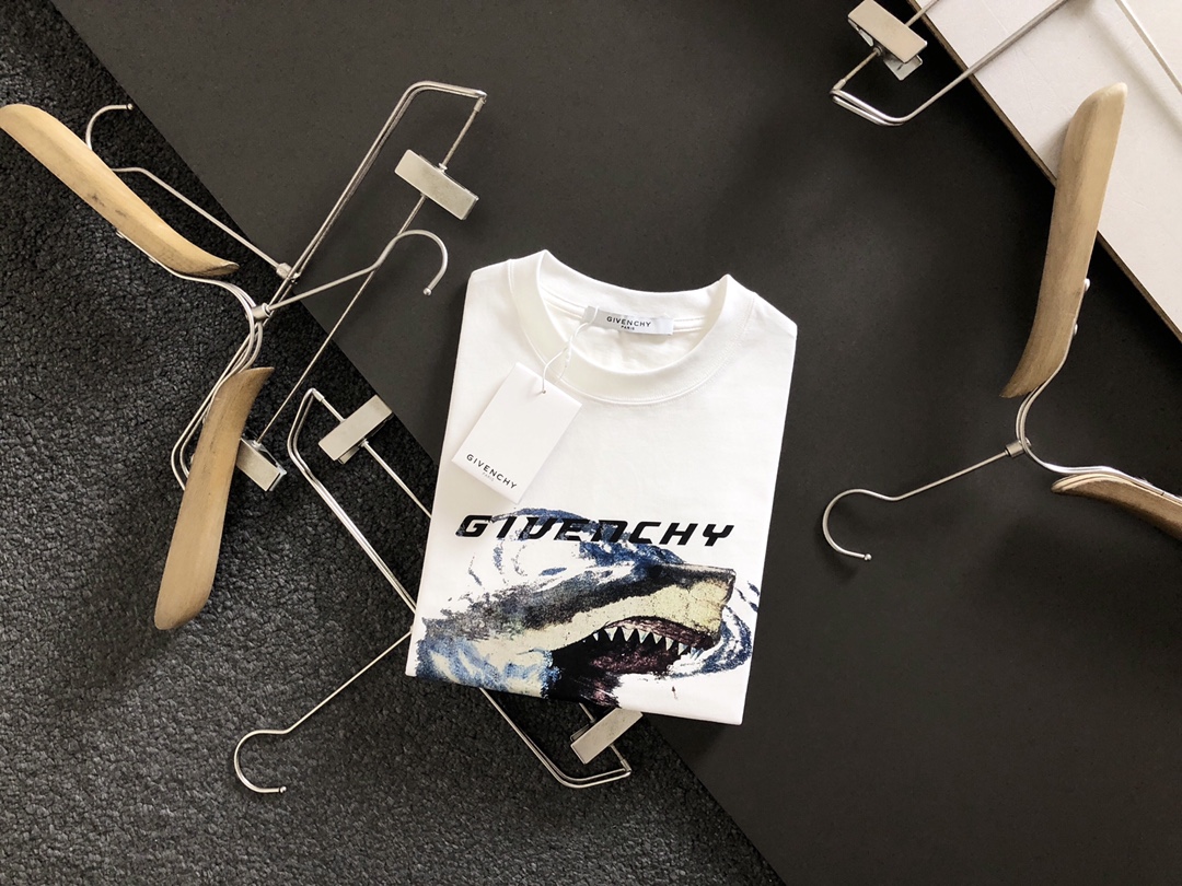 Givenchy Wholesale
 Clothing T-Shirt Black White Spring/Summer Collection Short Sleeve