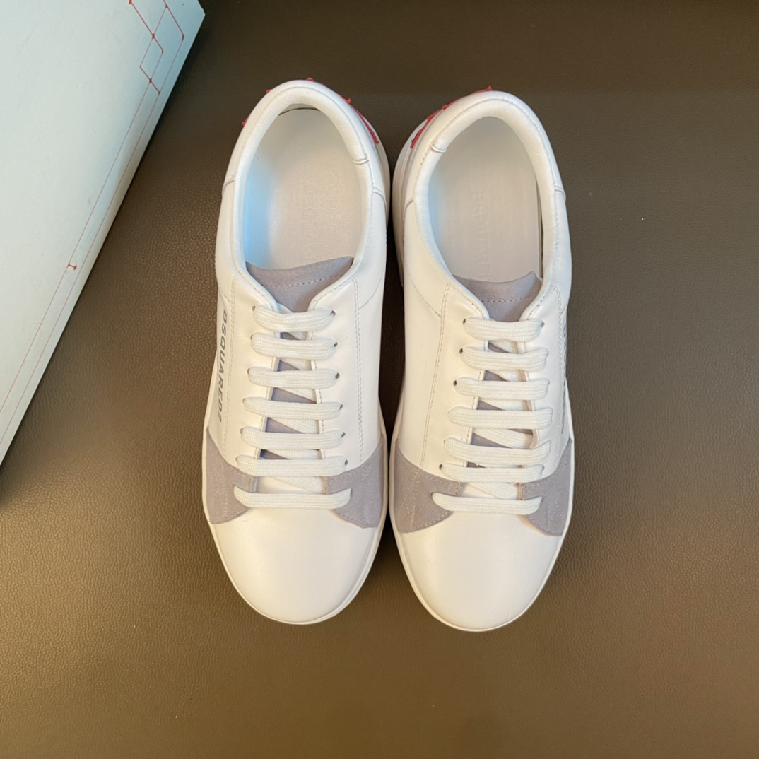 J0  高品质😍 欧美大师设计简洁高档大气，专柜品质值得信赖，面料进口顶级牛皮 。😍 羊皮内里🐑 做工精细，专柜原版大底，上脚舒适百搭，潮男乐福专属定制，小 麦昆 Alexander McQueen  适合司机户外行车🚗 休闲鞋系列之首 男鞋