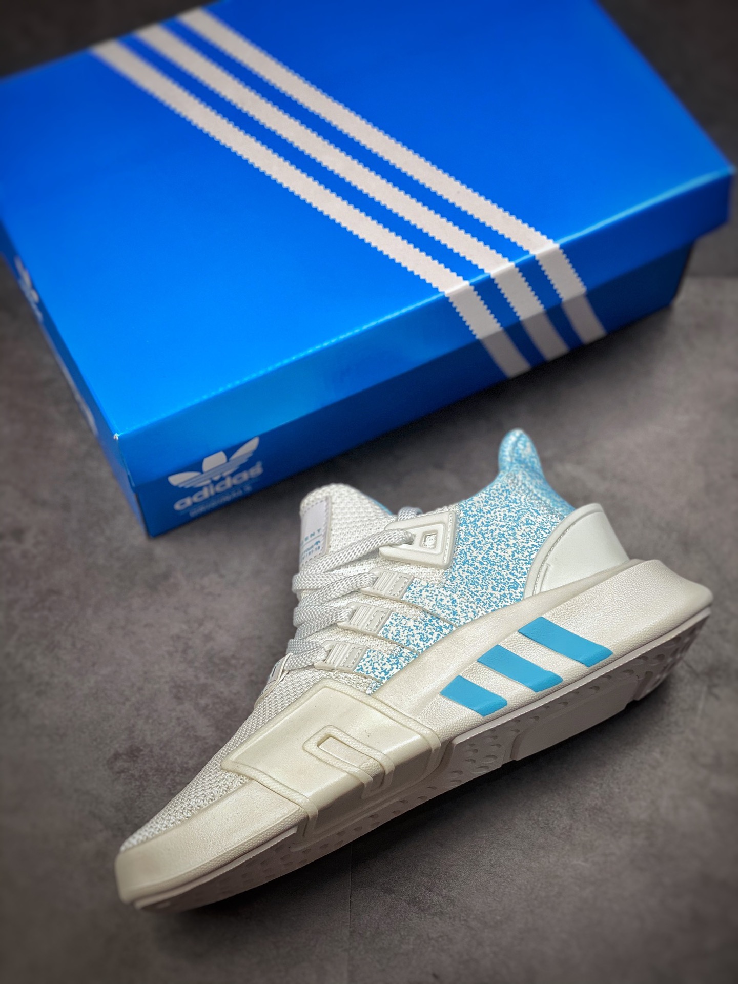 Original purchasing designated version Adidas EQT Bask ADV sea blue and white clover F33858