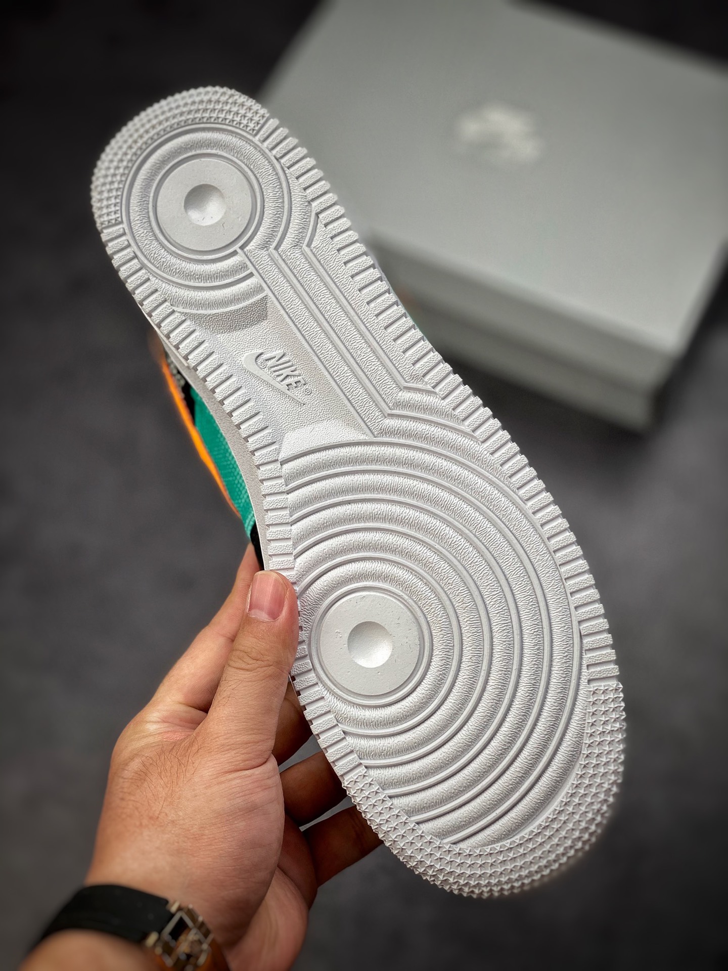 200 Nike Air Force 1 Low 07 黄绿字母 CI0057-100