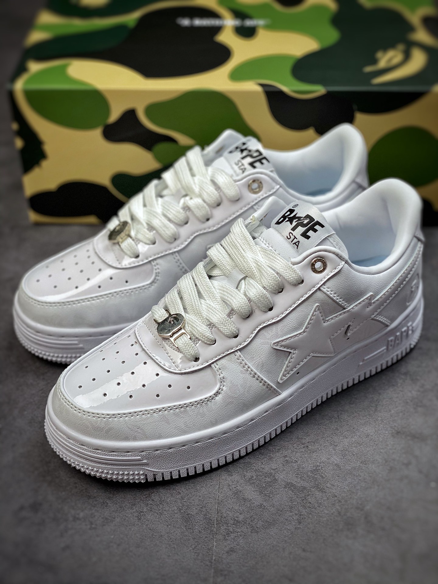 Japan's Harajuku trend brand A Bathing Ape BAPE Sta Low flash star series low-top sneakers 1H7-0288-111