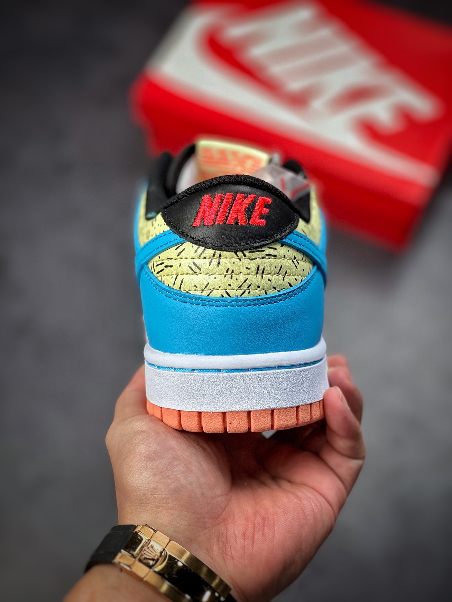 300 Kyrie Irving x Nike Dunk Low 白蓝 欧文 DN4179-400