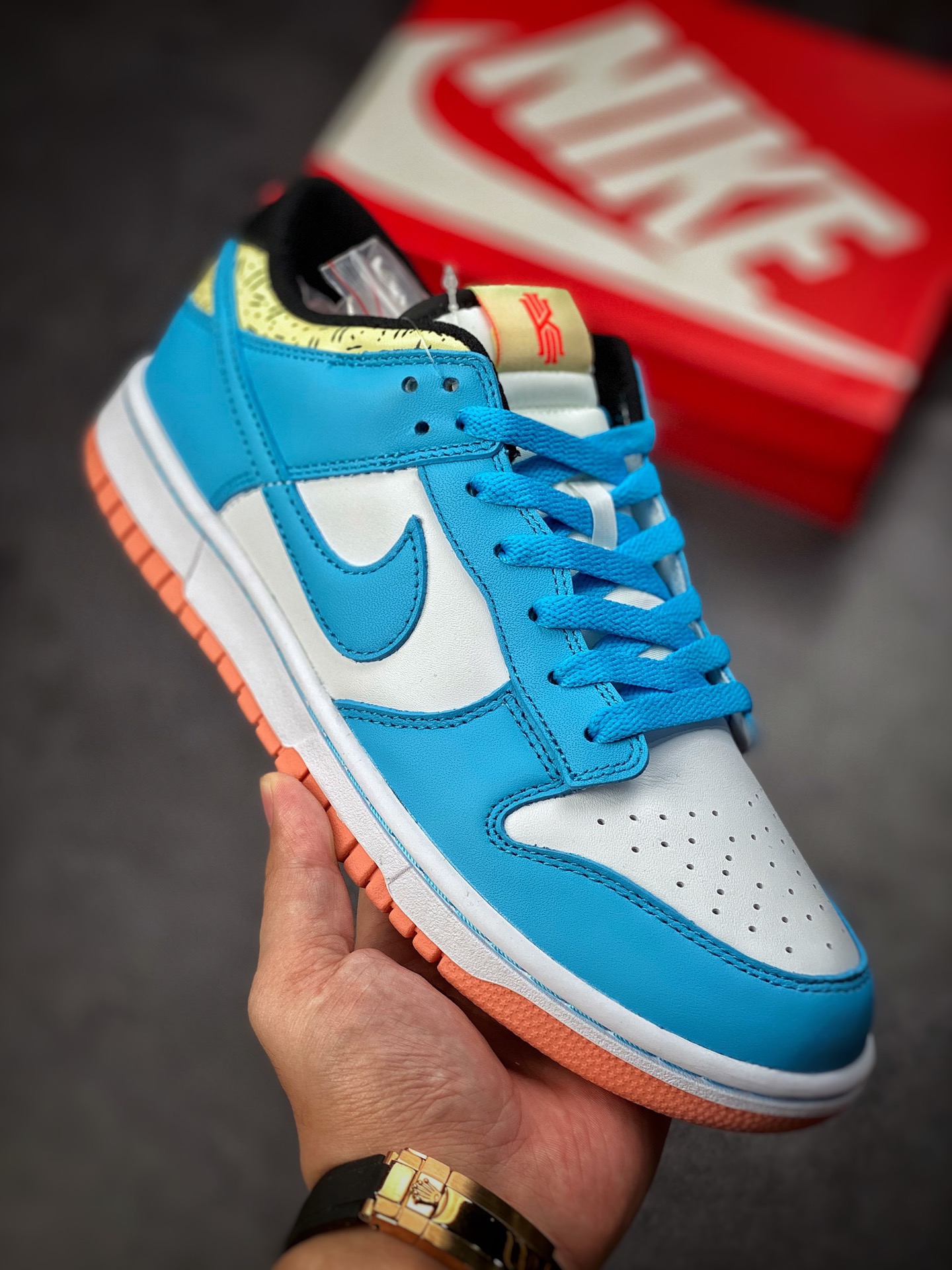 300 Kyrie Irving x Nike Dunk Low 白蓝 欧文 DN4179-400