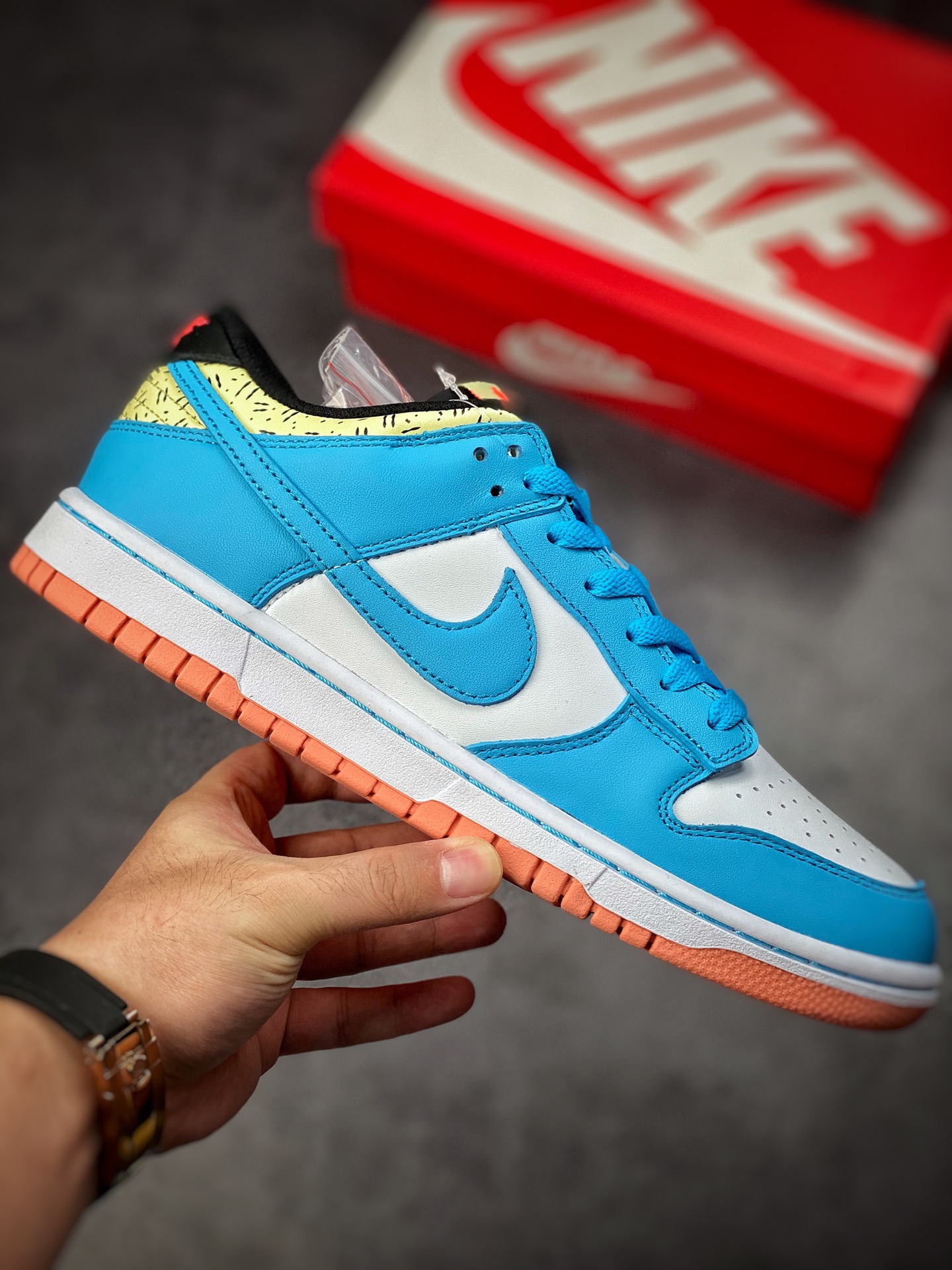 300 Kyrie Irving x Nike Dunk Low 白蓝 欧文 DN4179-400