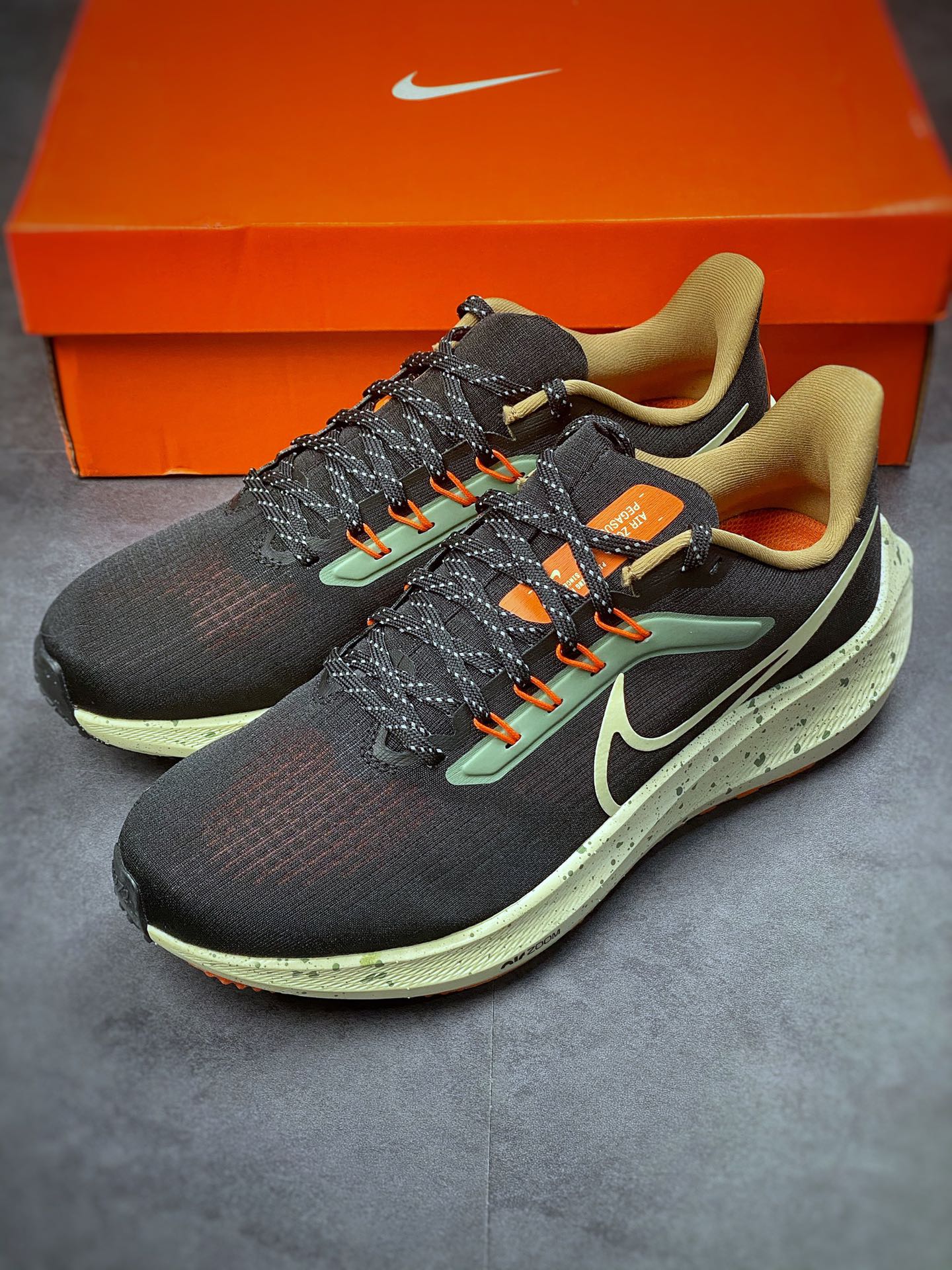 180  Nike Zoom Pegasus 39 超级飞马涡轮增压马拉松DX6039-071