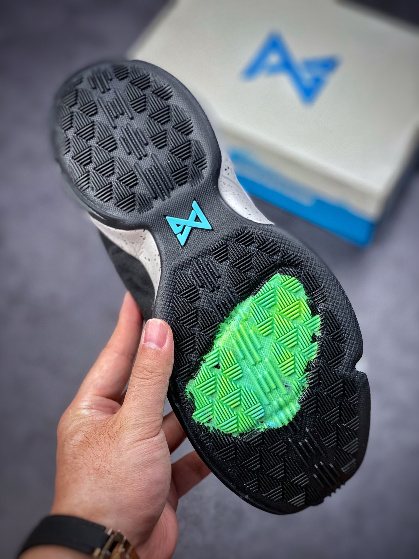 320 Nike PG 1 EP 泡椒战靴 篮球鞋878627-002