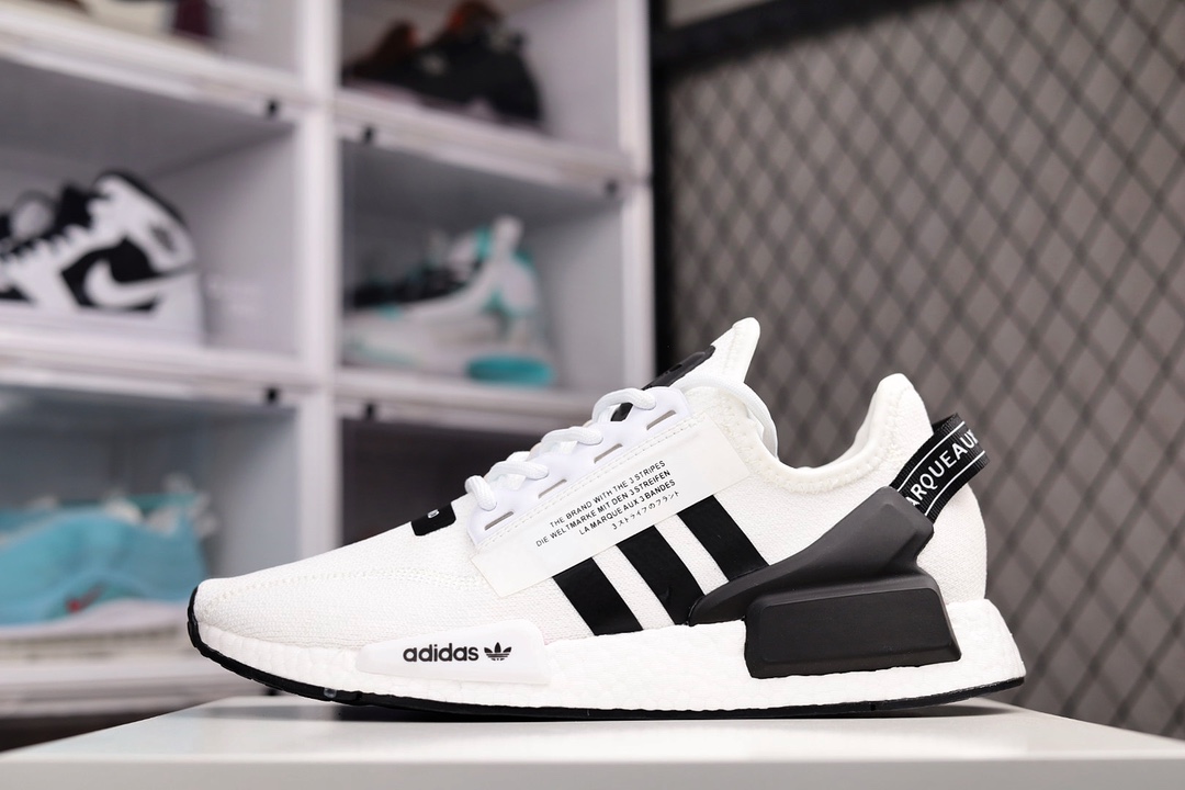 G0 Adidas NMD _R1 虎扑版本 原厂鱼鳞 BOOST  现货供应原装进口Boost原料 永不发黄氧化